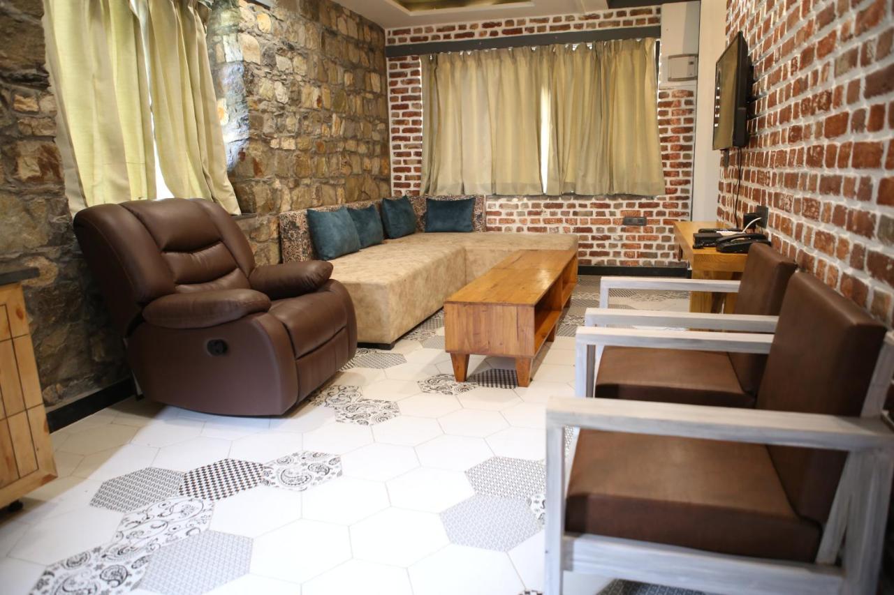 Granny'S Den Resort Rajpur Exterior photo